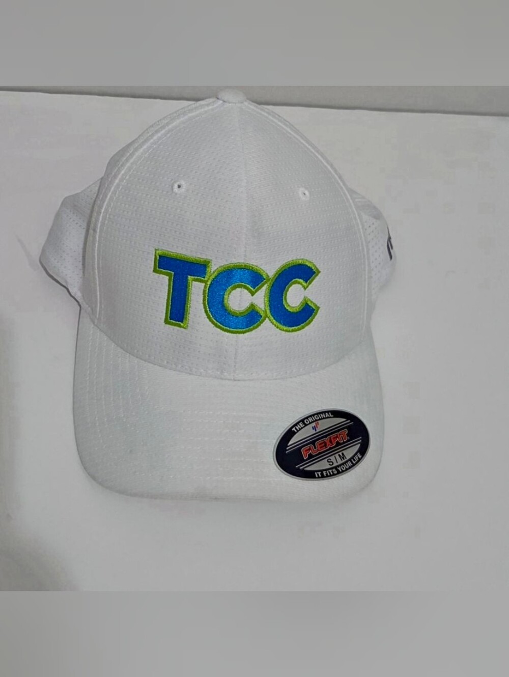 Travis Matthew  Mens TCC White Flexback  Cap Size S/M